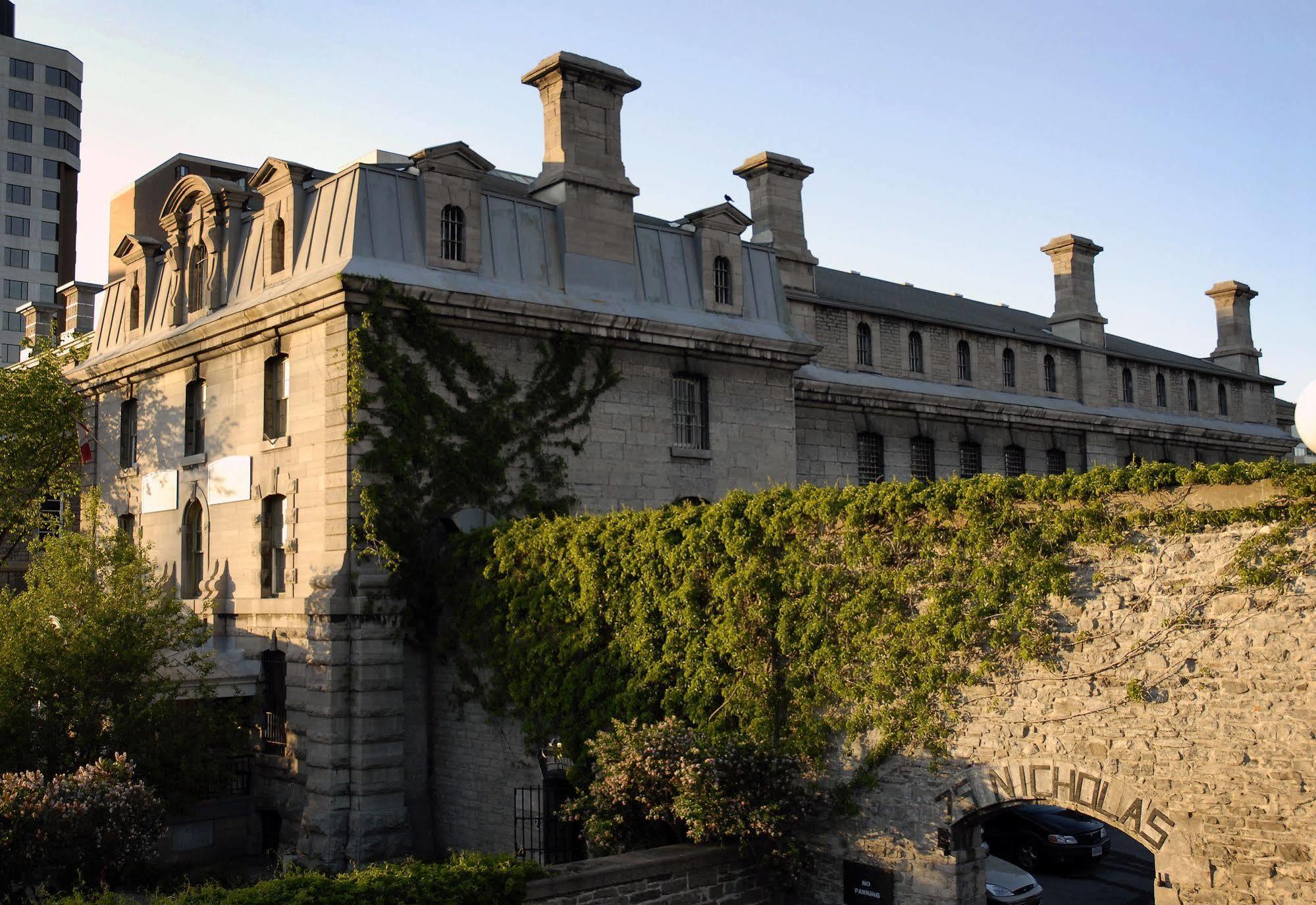 Saintlo Ottawa Jail Hostel Bagian luar foto